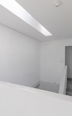 Casa para alugar com 208m², 4 quartos e 2 vagas Casa para alugar com 208m², 4 quartos e 2 vagasÁrea comum