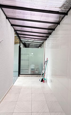 Casa de condomínio para alugar com 70m², 3 quartos e 1 vaga Casa de condomínio para alugar com 70m², 3 quartos e 1 vagaÁrea de Serviço