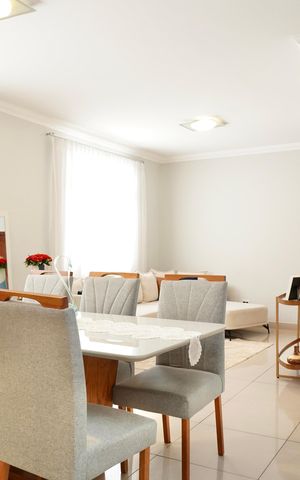 Apartamento à venda com 200m², 3 quartos e 2 vagas Apartamento à venda com 200m², 3 quartos e 2 vagasSala