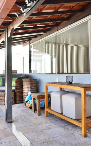 Apartamento à venda com 200m², 3 quartos e 2 vagas Apartamento à venda com 200m², 3 quartos e 2 vagasÁrea da Cobertura