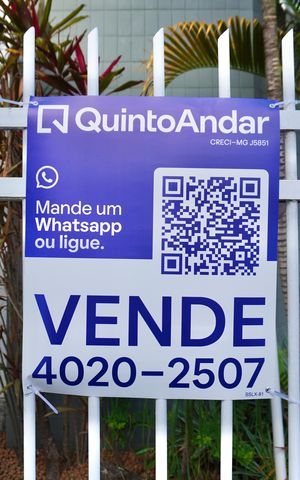 Apartamento à venda com 200m², 3 quartos e 2 vagas Apartamento à venda com 200m², 3 quartos e 2 vagasInstalação de placa 5A: foto 1