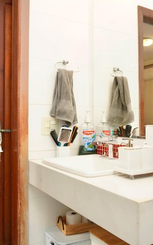 Apartamento à venda com 200m², 3 quartos e 2 vagas Apartamento à venda com 200m², 3 quartos e 2 vagasSuíte - Banheiro