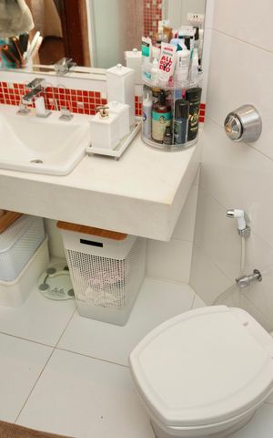 Apartamento à venda com 200m², 3 quartos e 2 vagas Apartamento à venda com 200m², 3 quartos e 2 vagasSuíte - Banheiro