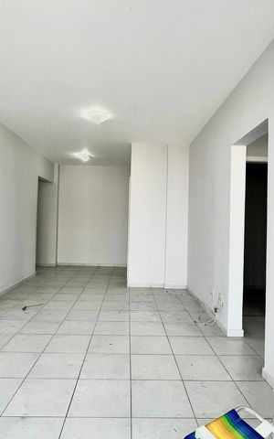 Apartamento para alugar com 86m², 1 quarto e 1 vaga