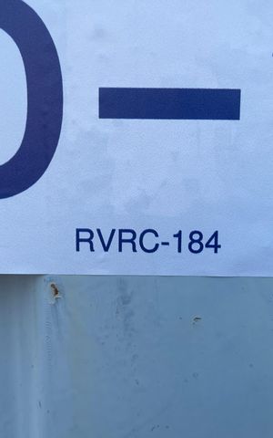 Casa para alugar com 360m², 7 quartos e 2 vagas Casa para alugar com 360m², 7 quartos e 2 vagasPlaca instalada no portão tamanho Grande com o Código RVRC-184, No dia 28-08-2026