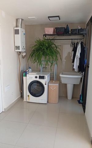 Apartamento para alugar com 240m², 3 quartos e 3 vagas Apartamento para alugar com 240m², 3 quartos e 3 vagasÁrea de serviço