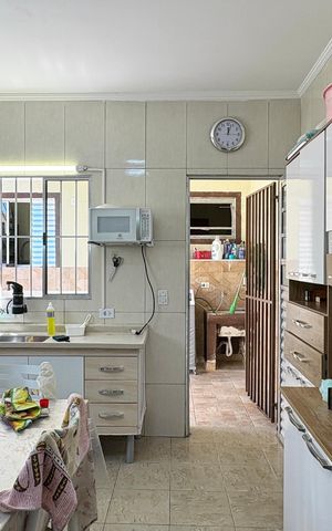 Casa à venda com 50m², 2 quartos e 1 vaga Casa à venda com 50m², 2 quartos e 1 vagaCozinha