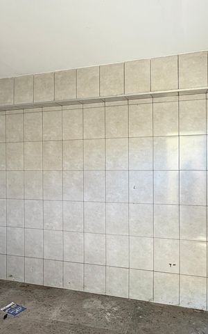Casa à venda com 50m², 2 quartos e 1 vaga Casa à venda com 50m², 2 quartos e 1 vagaGaragem