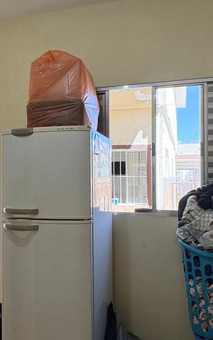 Casa à venda com 50m², 2 quartos e 1 vaga Casa à venda com 50m², 2 quartos e 1 vagaQuarto de Serviço