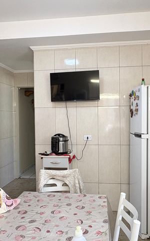 Casa à venda com 50m², 2 quartos e 1 vaga Casa à venda com 50m², 2 quartos e 1 vagaCozinha