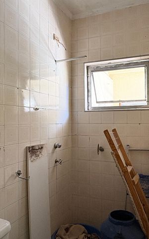 Casa à venda com 50m², 2 quartos e 1 vaga Casa à venda com 50m², 2 quartos e 1 vagaBanheiro de serviço