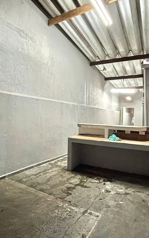 Casa à venda com 150m², 3 quartos e 1 vaga Casa à venda com 150m², 3 quartos e 1 vagaÁrea externa