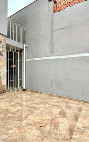 Casa à venda com 150m², 3 quartos e 1 vaga Casa à venda com 150m², 3 quartos e 1 vagaGaragem