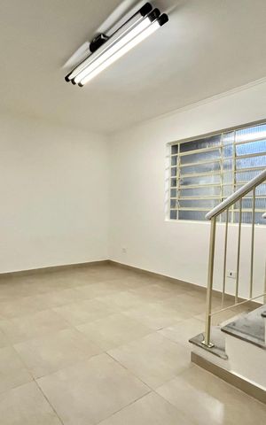Casa à venda com 150m², 3 quartos e 1 vaga Casa à venda com 150m², 3 quartos e 1 vagaSala de Jantar