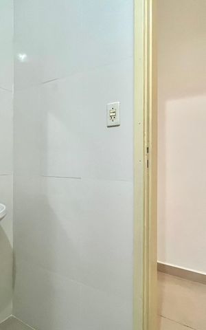 Casa à venda com 150m², 3 quartos e 1 vaga Casa à venda com 150m², 3 quartos e 1 vagaBanheiro Corredor