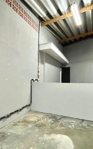 Casa à venda com 150m², 3 quartos e 1 vaga Casa à venda com 150m², 3 quartos e 1 vagaÁrea externa