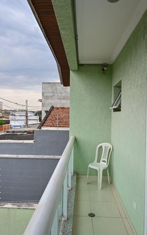 Casa à venda com 150m², 3 quartos e 4 vagasVaranda da Suíte 1