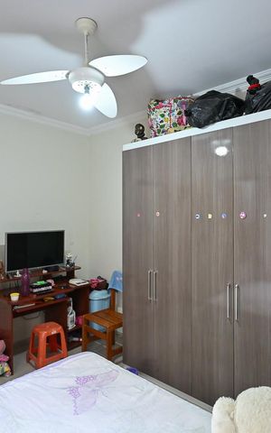 Casa à venda com 150m², 3 quartos e 4 vagasSuíte 2