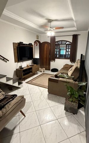 Casa para alugar com 127m², 3 quartos e 2 vagas Casa para alugar com 127m², 3 quartos e 2 vagasSala