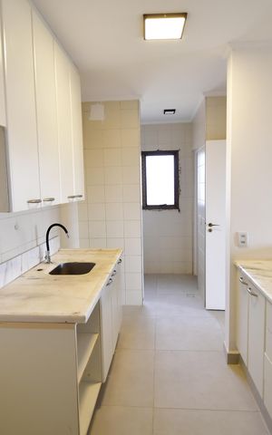 Apartamento para alugar com 91m², 3 quartos e 2 vagasCozinha