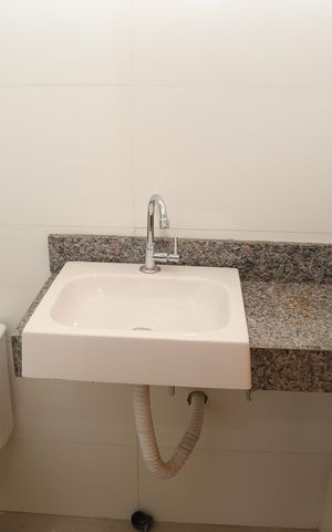 Casa de condomínio para alugar com 60m², 2 quartos e 1 vagaBanheiro 1