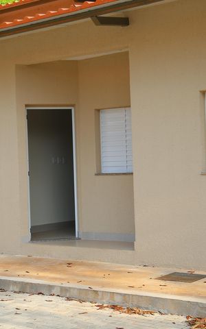 Casa de condomínio para alugar com 60m², 2 quartos e 1 vagaFachada