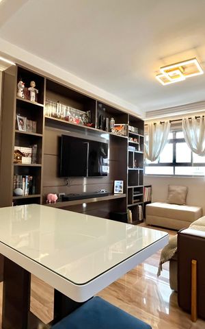 Apartamento à venda com 61m², 2 quartos e 1 vaga Apartamento à venda com 61m², 2 quartos e 1 vagaSala