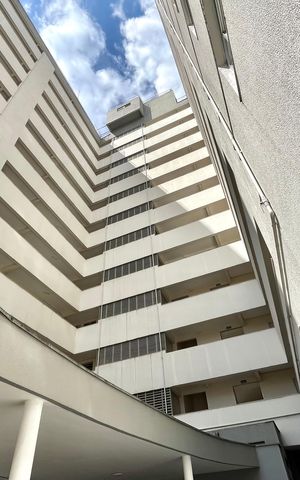 Apartamento à venda com 61m², 2 quartos e 1 vaga Apartamento à venda com 61m², 2 quartos e 1 vagaFachada