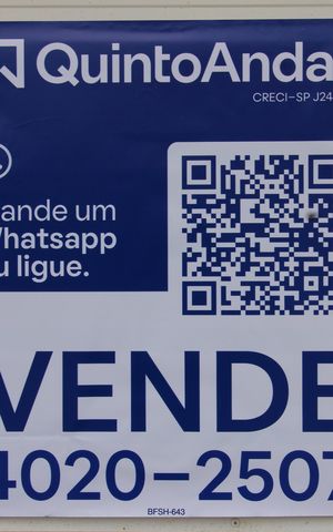 Casa à venda com 125m², 3 quartos e 1 vagaFachada
