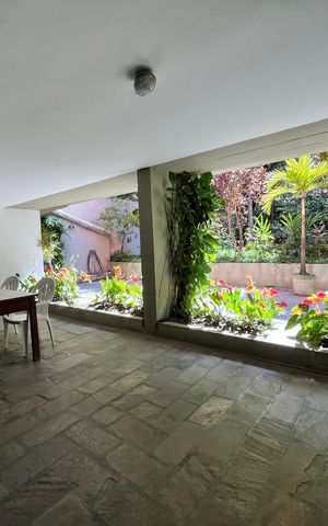 Apartamento à venda com 132m², 3 quartos e 1 vaga
