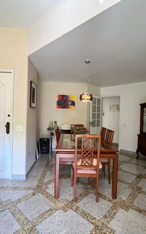 Apartamento à venda com 132m², 3 quartos e 1 vaga