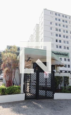 Apartamento à venda com 70m², 3 quartos e 1 vaga Apartamento à venda com 70m², 3 quartos e 1 vagaFachada e portaria