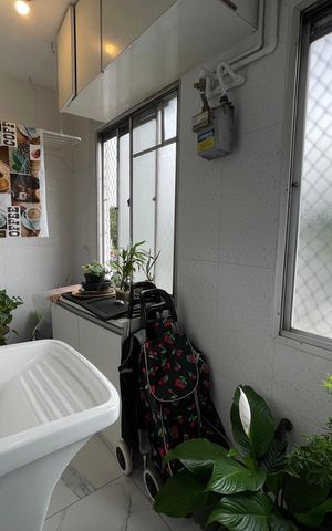 Apartamento à venda com 70m², 3 quartos e 1 vaga Apartamento à venda com 70m², 3 quartos e 1 vagaÁrea de Serviço