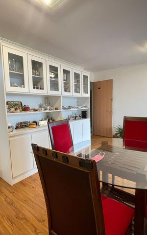 Apartamento à venda com 70m², 3 quartos e 1 vaga Apartamento à venda com 70m², 3 quartos e 1 vagaSala