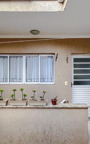 Casa à venda com 180m², 3 quartos e 5 vagasÁrea de Serviço