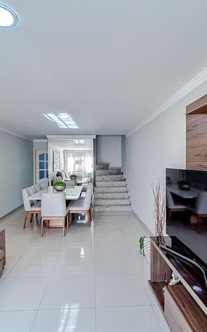 Casa à venda com 180m², 3 quartos e 5 vagasSala