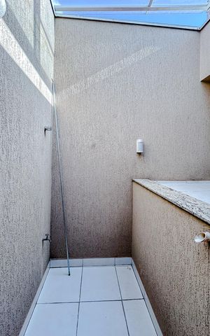 Casa à venda com 180m², 3 quartos e 5 vagasÁrea externa
