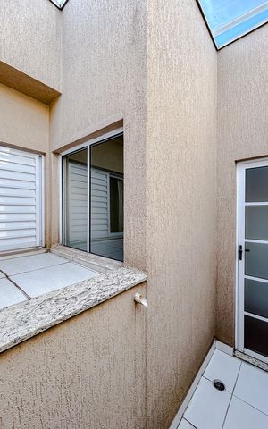 Casa à venda com 180m², 3 quartos e 5 vagasÁrea externa