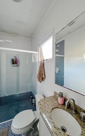 Casa à venda com 180m², 3 quartos e 5 vagasBanheiro da Suíte 3