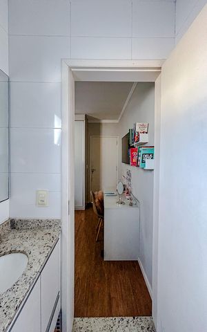 Casa à venda com 180m², 3 quartos e 5 vagasBanheiro da Suíte 3