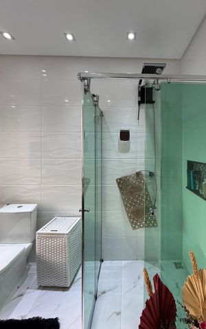 Casa à venda com 350m², 3 quartos e 3 vagas Casa à venda com 350m², 3 quartos e 3 vagasBanheiro - Suíte