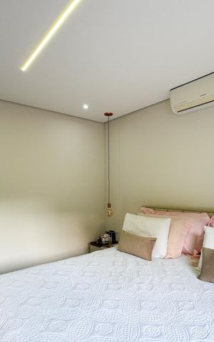 Casa à venda com 350m², 3 quartos e 3 vagas Casa à venda com 350m², 3 quartos e 3 vagasSuíte