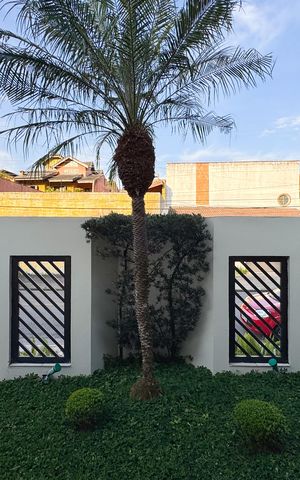 Casa à venda com 350m², 3 quartos e 3 vagas Casa à venda com 350m², 3 quartos e 3 vagasVista - Sala