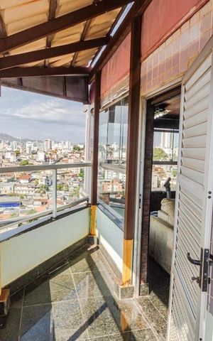 Apartamento à venda com 340m², 4 quartos e 3 vagas Apartamento à venda com 340m², 4 quartos e 3 vagasVaranda