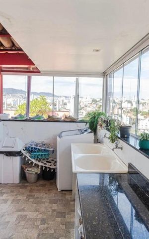 Apartamento à venda com 340m², 4 quartos e 3 vagas Apartamento à venda com 340m², 4 quartos e 3 vagasÁrea de Serviço