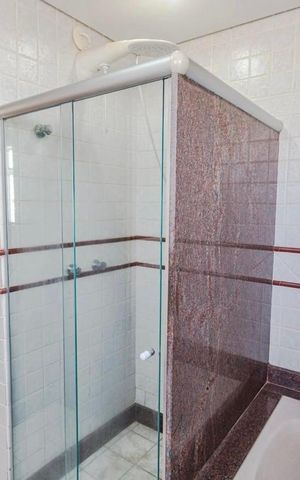 Apartamento à venda com 340m², 4 quartos e 3 vagas Apartamento à venda com 340m², 4 quartos e 3 vagasBanheiro Suíte 2