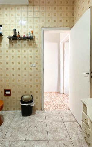 Casa à venda com 132m², 3 quartos e 4 vagas Casa à venda com 132m², 3 quartos e 4 vagasBanheiro Social