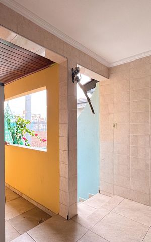 Casa para alugar com 210m², 4 quartos e 2 vagas Casa para alugar com 210m², 4 quartos e 2 vagasÁrea de Serviço