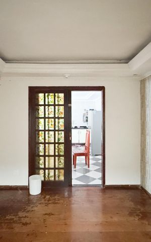 Casa para alugar com 210m², 4 quartos e 2 vagas Casa para alugar com 210m², 4 quartos e 2 vagasSala