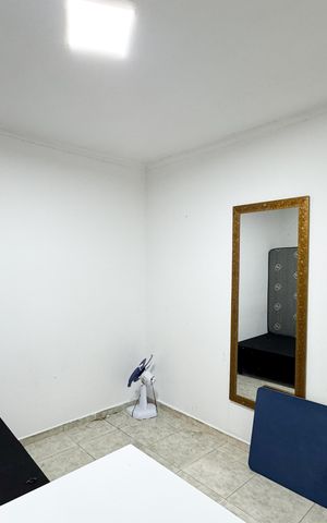 Casa para alugar com 210m², 4 quartos e 2 vagas Casa para alugar com 210m², 4 quartos e 2 vagasQuarto de Serviço